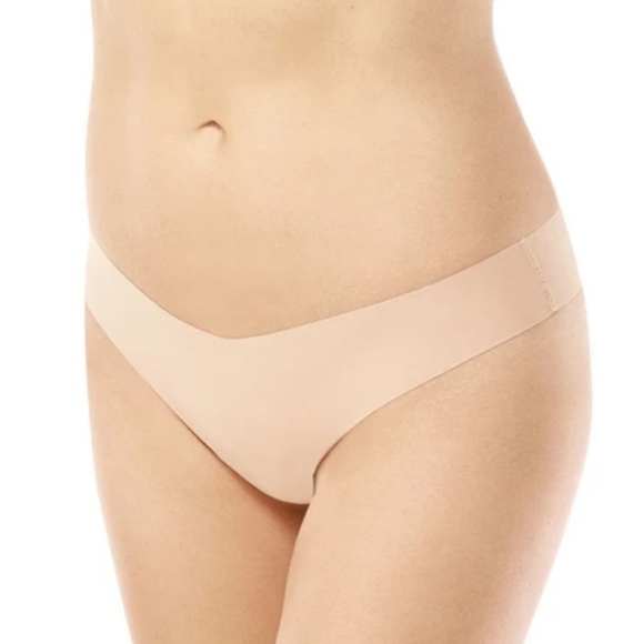 Commando Better Than Nothing Solid Thong |Cream - Picture 1 of 7